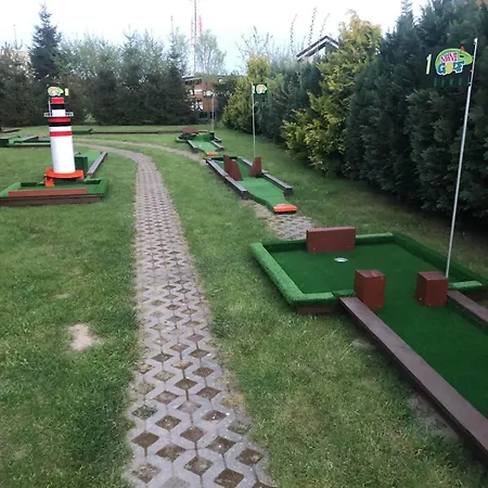 Pensión Honoratka Z Prywatnym Polem Do Gry W Mini Golf *