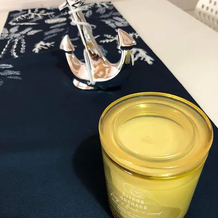 Honoratka Z Prywatnym Polem Do Gry W Mini Golf 레왈