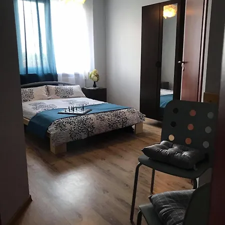 Honoratka Z Prywatnym Polem Do Gry W Mini Golf 게스트하우스 3*