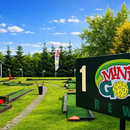 Honoratka Z Prywatnym Polem Do Gry W Mini Golf