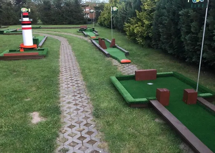 Pensión Honoratka Z Prywatnym Polem Do Gry W Mini Golf 3*