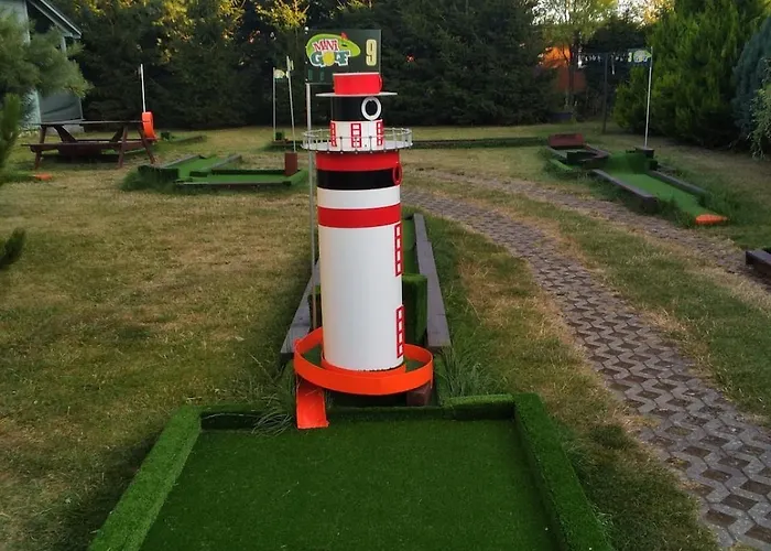 Гостевой дом Honoratka Z Prywatnym Polem Do Gry W Mini Golf 3*
