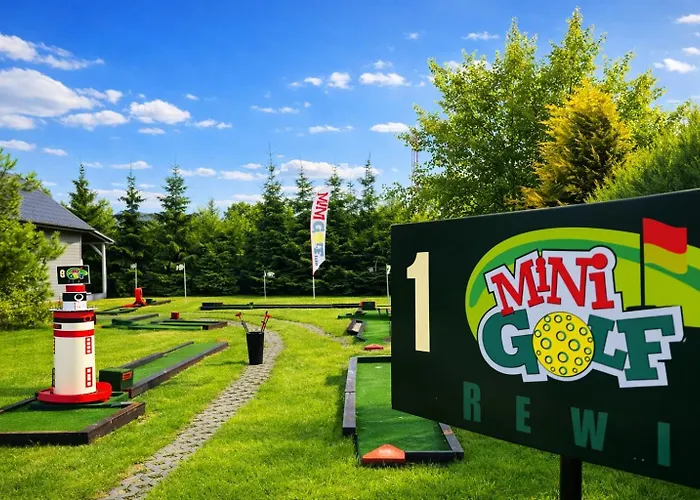 Honoratka Z Prywatnym Polem Do Gry W Mini Golf